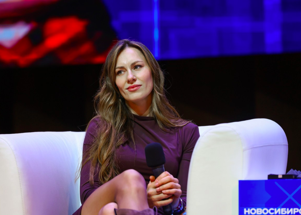 Фото Чемпионка мира по армрестлингу Екатерина Никишева выступила на медиафоруме в Новосибирске и дала интервью юнкорам 2